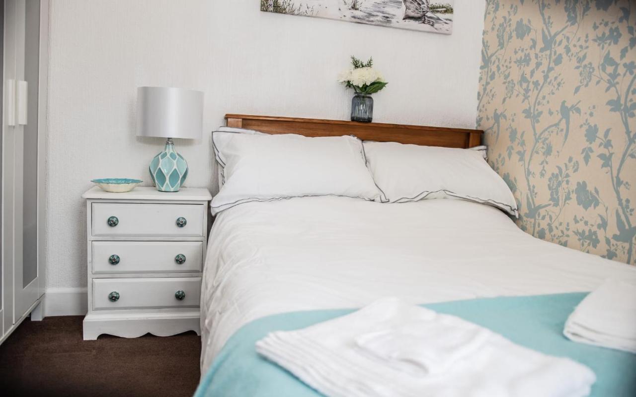 Rose Apartment 2-Bed Town Centre Apartment In Ayr Exterior photo